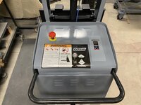 Lift5.JPG Lift5.JPG