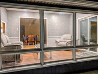 sun room outin222.jpg