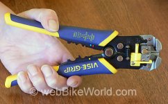 self-adjusting-wire-stripper-450.jpg