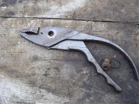 utica pliers 1 (864 x 648).jpg