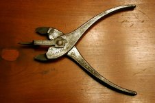 pliers1.jpg