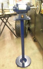 grinder stand 5.JPG