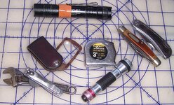 EDC Magnifier flashliht.jpg