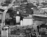 1280px-Quaker_Oats_factory%2C_Akron.jpg
