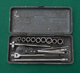 Craftsman 16 pc 1.4 dr SAE socket set Circle H 032024 01.jpg