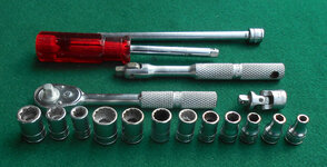 Walden 18 pc 1.4 dr SAE socket set 032524 B 07.jpg