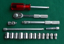 Walden 19 pc 1.4 dr SAE socket set 032524 A 06.jpg
