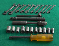 Walden 26 pc 1.4 dr SAE socket set 032524 J 03.jpg
