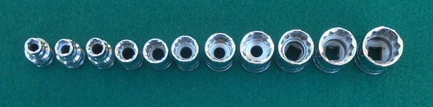 S-K 11 pc 1.4 dr Metric socket set 041224 B 03.jpg