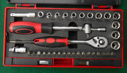 Rosewill 40 pc 1.4 dr SAE socket set 040724 02.jpg