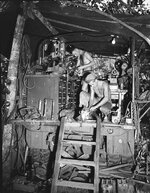 466px-Mobile_Machine_Shop_US_Army_1943.jpg
