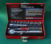 Husky 40001 13 pc 1.4 dr SAE socket set 02.jpg