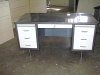 desk_mcdowell_and_craig_48_.jpg