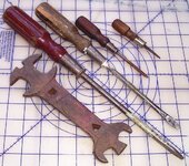 Y2-Drivers-and-AIRCO-wrench.jpg Y2-Drivers-and-AIRCO-wrench.jpg