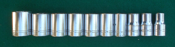 Craftsman 10 pc 1.2 dr SAE socket set =V= 061824 A 02.jpg