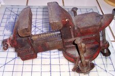 Y3-Vise-2.jpg Y3-Vise-2.jpg