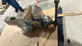 Damaged swivel jaw 02.jpg