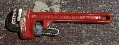 Globemaster 6 in pipe wrench (Japan) 02.jpg