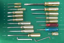 Indestro Screwdrivers 01 102223.jpg