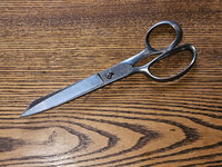 Scissors oil2.jpg