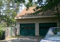 garage frnt.JPG