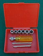unknown (Japan) 9 pc 1.4 dr SAE socket set 090324 UN3 01.jpg unknown (Japan) 9 pc 1.4 dr SAE socket set 090324 UN3 01.jpg