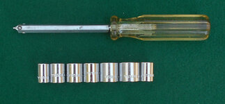 unknown 8 pc 1.4 hex dr SAE socket set 090324 UN4 04.jpg