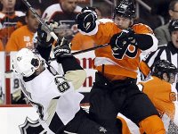 042212-claude-giroux-400.jpg