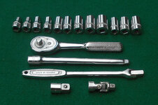 Duro Chrome 17 pc 1.4 dr SAE socket set 092924 DURO3 03.jpg