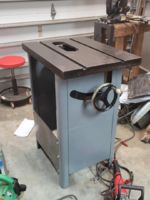 Delta cabinet saw clean top-paint wheels.png Delta cabinet saw clean top-paint wheels.png