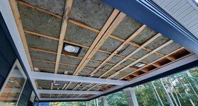 Beams side.jpg Beams side.jpg