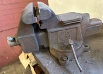 Mac Vise.jpg