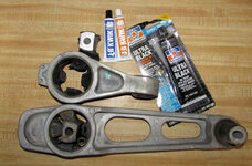 PT Cruiser Engine Mounts 1.jpg