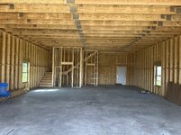 garage_inside.jpg garage_inside.jpg