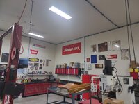 shop4.jpg