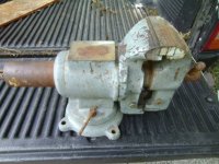 old_rotating_vise.jpg