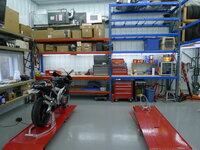 Workbench.jpg Workbench.jpg