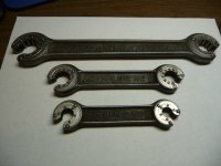 Cam Loc wrenches 003.JPG