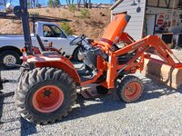 tractor service.jpg tractor service.jpg
