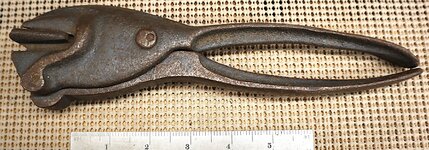 Crimper 2.jpg