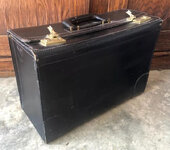 Knickerbocker Case Co. salesmans sample case (ebay 126105915390 01).jpg