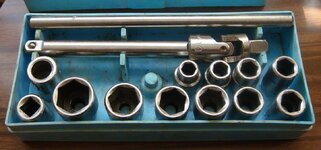 Russian 15-pc 10mm (3.8) drive Metric socket set (Ebay 172471378976 02).jpg