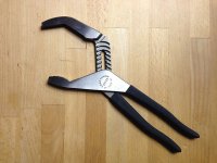 Wide-Capacity-Pliers.jpg