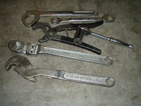 gimmick wrenches.JPG