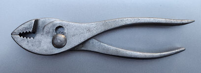 Hawkeye Wrench Co - Pliers - front.jpg Hawkeye Wrench Co - Pliers - front.jpg