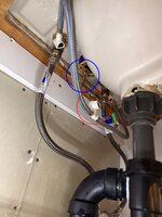 sink Moen connector.jpg