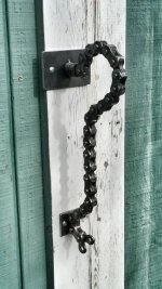 chainpull2.jpg