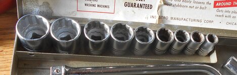 Indestro 85010 15-pc 3.8 dr SAE socket set 110223 04.jpg
