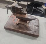 diy anvil vise.jpg