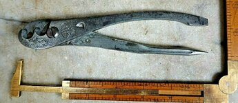 DuPont No. 4 7-in blasting cap pliers (ebay 325135059392 05).jpg